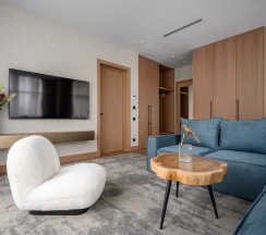 Премьер в Pinskiy