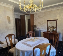 2-комнатная комната люкс в Golden House