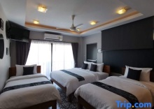 Четырёхместный номер Deluxe в The Besavana Phuket