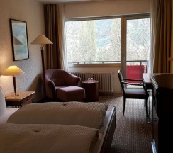 Двухместный номер Standard с балконом двуспальная кровать в Hotel Moselkern