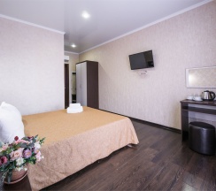 Стандартный 3-местный без балкона в Верона