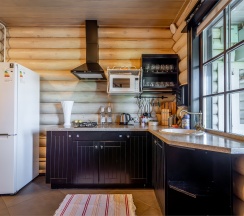 Гостевой дом с горячей купелью и камином в Лепота