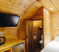Двухместное бунгало двуспальная кровать в Mui Ne Alena Bungalow Hotel