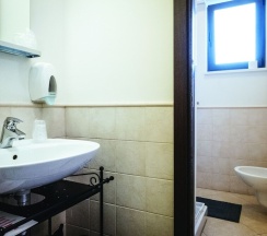 Трёхместный номер Deluxe односпальная кровать в Kaktus Guest House