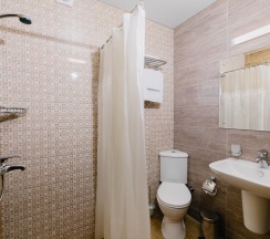 Корпус Прайд Стандарт с Видом на Парк в Family Pride Inn Прайд