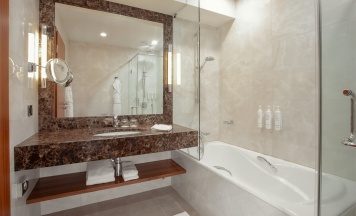Супериор с 1 кроватью "King size" в Grand Autograph Hotel Novosibirsk