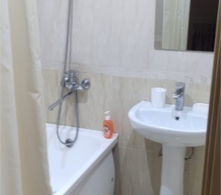 М.Горького 85Б. 2-комн.кв., 6-этаж, 106 в АнтиОтель