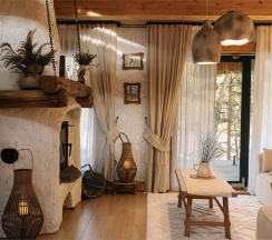 Авторское шале - Солома в МираМирам