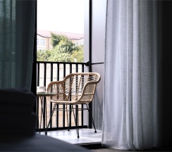 Люкс с видом на крепость и море в Марена