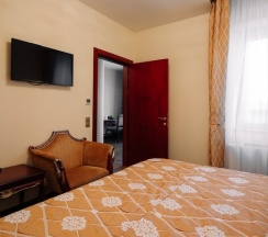 Номер Люкс (двухкомнатный) в Ring Premier Hotel