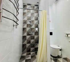 Двухместный номер категории «стандарт» в Транзит