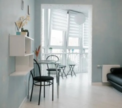Четырёхместные апартаменты c 1 комнатой с балконом в Апартаменты Light apartment lxt.by