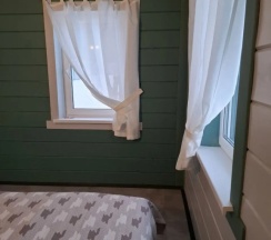 Коттедж с 2 комнатами с балконом в Фортуна