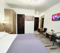 Двухместный номер Standard с балконом двуспальная кровать в Camelia