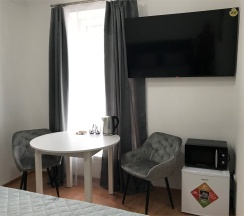 Отдельный номер с двуспальной кроватью в Maziiz hotel на Советском