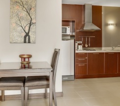 Люкс Grand с балконом в Grand Asoke Suites Boutique Residence