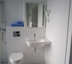 Двухместный номер Делюкс с 1 кроватью или 2 отдельными кроватями и видом на море в La familia