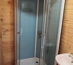 Двухместный номер Deluxe двуспальная кровать в Простоквашино