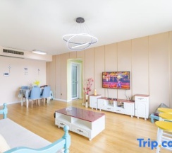 Люкс с 2 комнатами с видом на море в Rizhao Shuohai Seaview Homestay (Wanpingkou Branch)