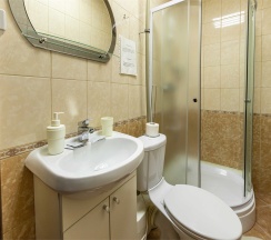 Трехместный номер эконом (без окна) #6 в Тари