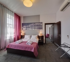 СЕМЕЙНЫЙ НОМЕР в Mary hotel