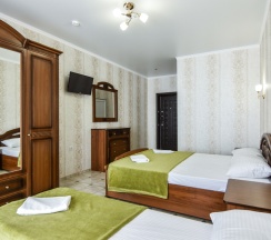 Трёхместный номер Comfort с балконом в Милена