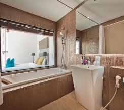 Вилла с 2 комнатами с балконом в Tropicana Pool Villa