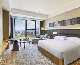 Двухместный номер Deluxe с видом на реку двуспальная кровать в DoubleTree by Hilton Ya'An