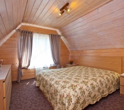 Коттедж двухуровневый с 1 спальней в Шале Вояж