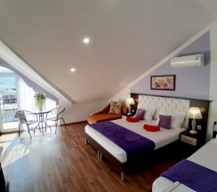 2х комнатный номер  с балконом на 4 этаже в Прага