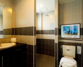 Двухместный номер Superior с балконом 2 отдельные кровати в Cool Residence