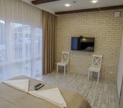 коттедж четырехместный в Леона