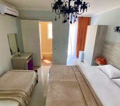 3- местный номер Супериор с балконом в Петрович