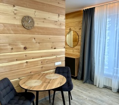 Апартаменты вместимостью 2 человека 2 этаж (№4) в Сибирский