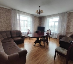 Двухместный номер Superior с балконом двуспальная кровать в Караганда