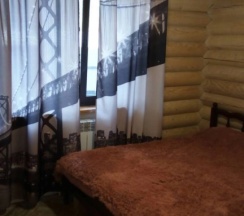 Коттедж с балконом в Weekend63