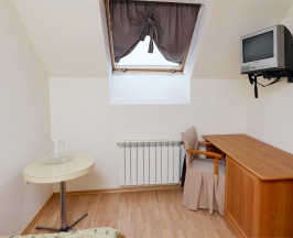 Номер Эконом 4-2 в Интурист