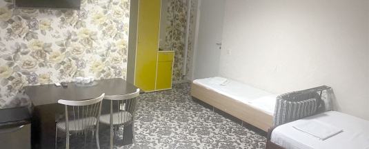 Стандартный пятиместный номер в Эра