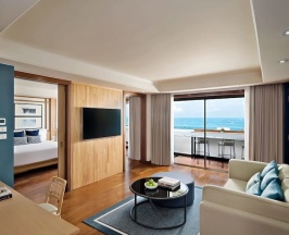 Люкс Avani с 2 комнатами с видом на море в Avani Pattaya Resort