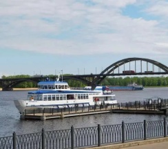 Двухместные апартаменты (двуспальная кровать) в Квартира на Крестовой улице 27 Золотой ключик