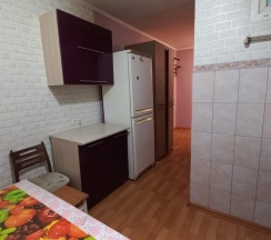 Квартира в Апартаменты на 4-й микрорайон, 7