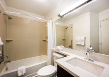 Двухместный люкс c 1 комнатой в Sonesta Simply Suites Austin The Domain Area