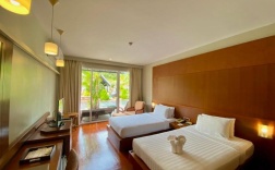 Двухместный номер Standard с балконом 2 отдельные кровати в Mission Hills Phuket Golf Resort