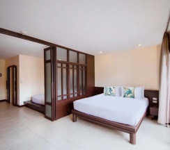 Четырёхместный номер Pool Access с видом на бассейн в Arinara Beach Resort Phuket