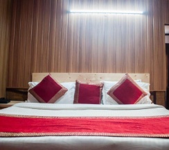 Двухместный номер Standard двуспальная кровать в Evaan Resorts Oakwood Hamlet Shoghi