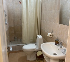 ДВУХМЕСТНЫЙ СТАНДАРТ с внешней личной ванной комнатой  и дополнительным местом в Ля Вилла