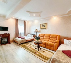 Студия-улучшенный семейный номер в Олимпия