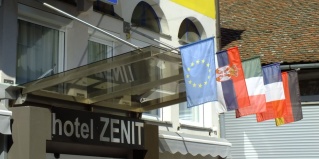 Нови Сад: Отель Zenit Hotel