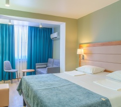 Семейный Супериор с одной большой или двумя односпальными кроватями в Энергетик