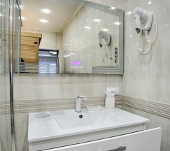 Двухместный номер 22 Deluxe двуспальная кровать в Exclusive Hotel&Apartments